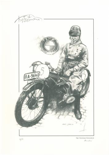 Hans Soenius na motorce BMW